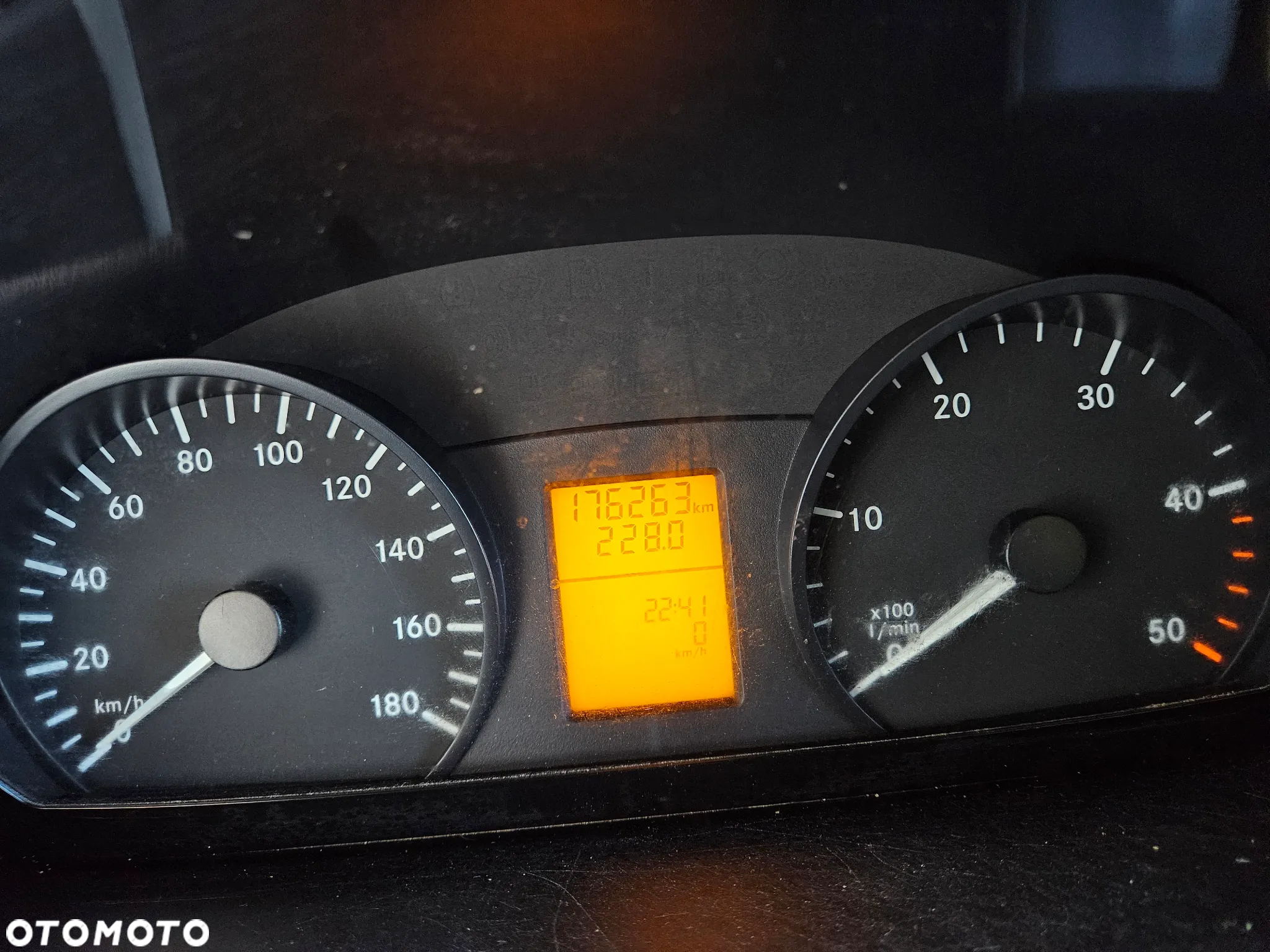 Mercedes-Benz SPRINTER  906 - 4