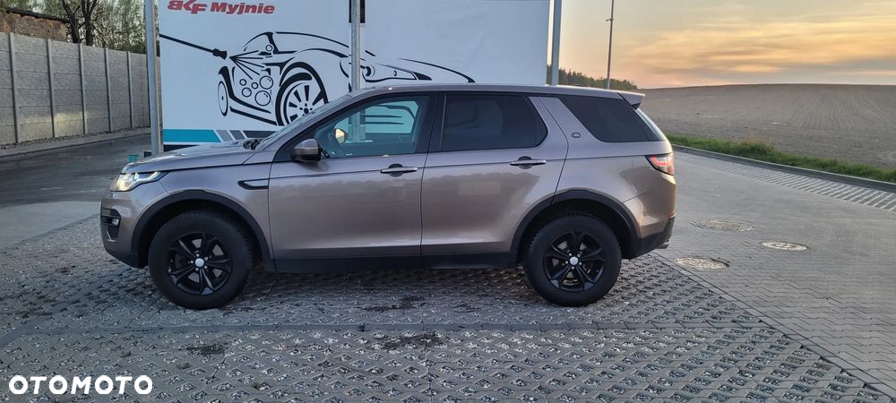 Land Rover Discovery Sport 2.0 TD4 SE - 8
