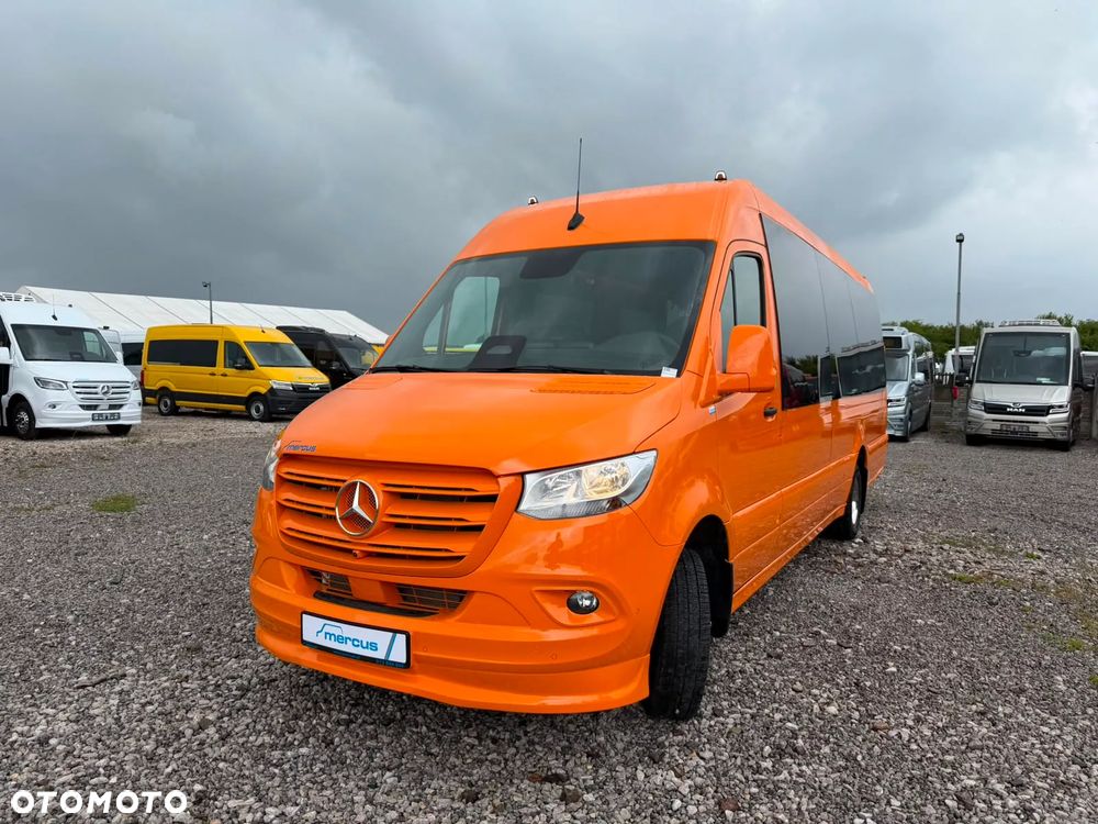Mercedes-Benz Sprinter 517 - 12
