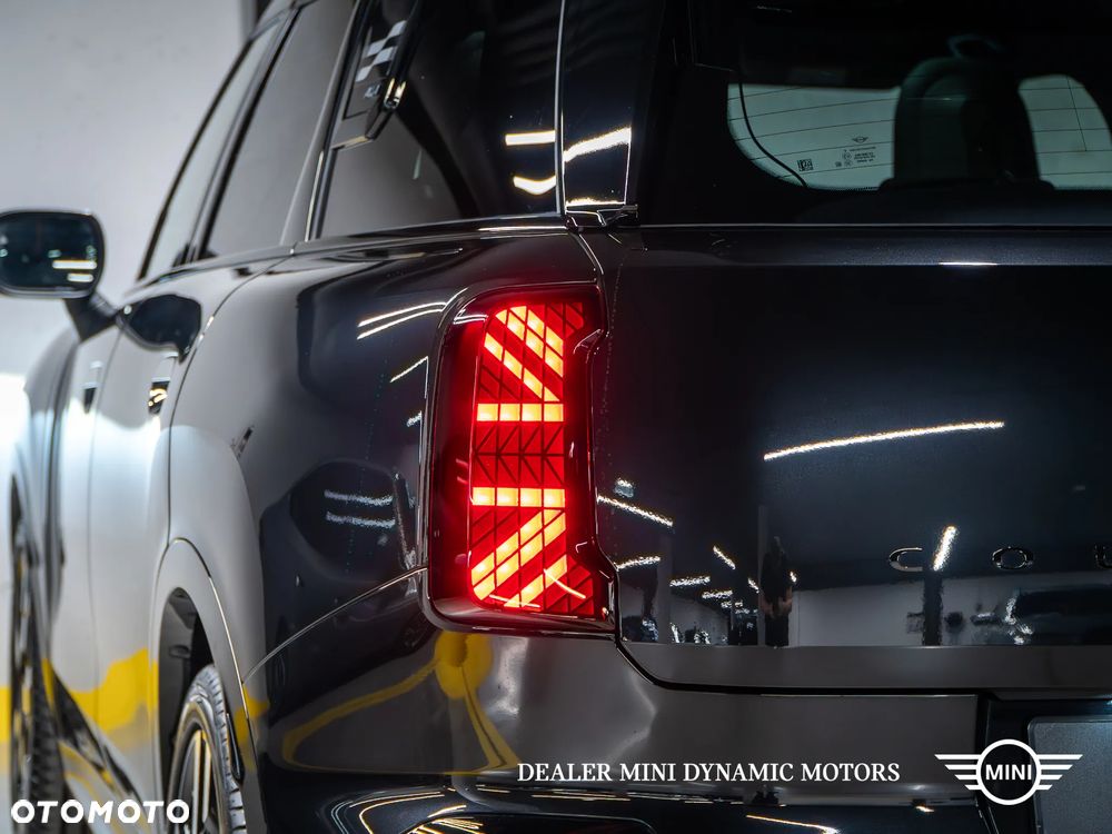 MINI Countryman S ALL4 John Cooper Works Trim - 10