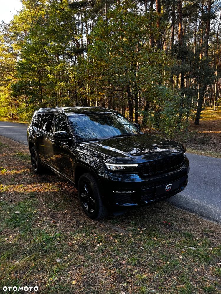 Jeep Grand Cherokee 2023 photo 3