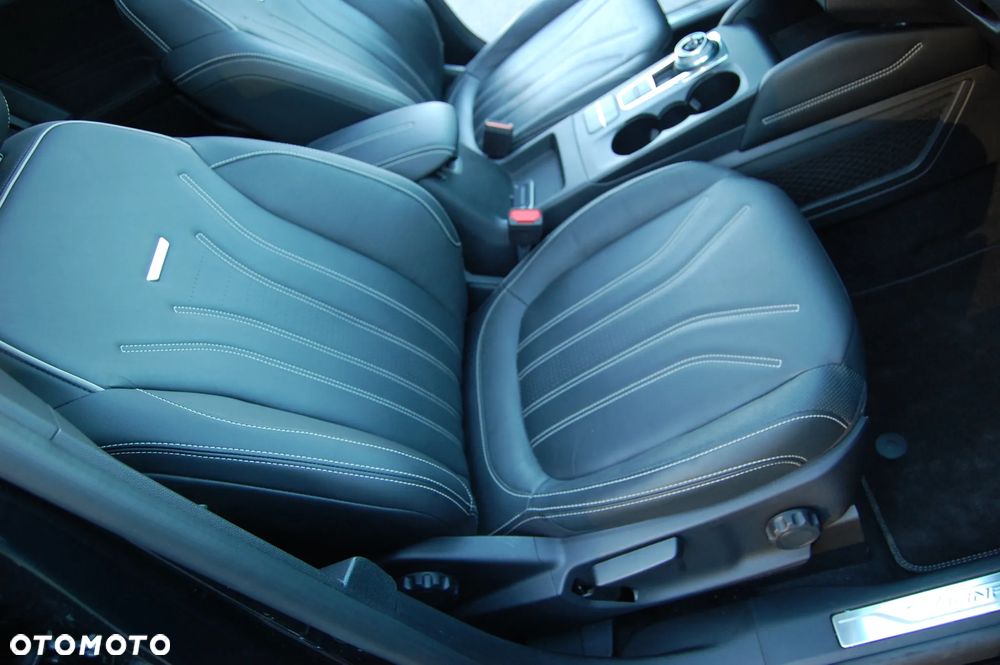 Ford Kuga - 34