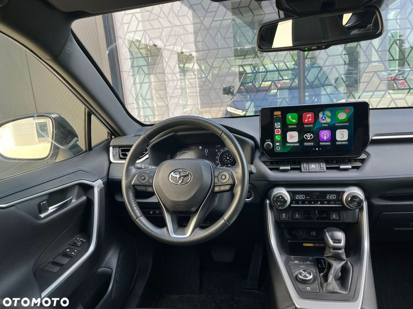 Toyota RAV4 - 5
