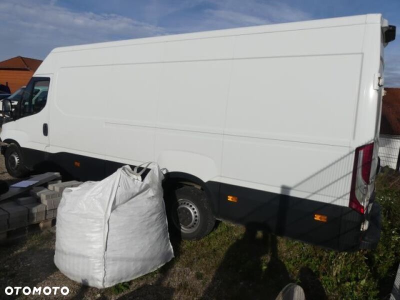 Iveco Daily 35C18 - 7