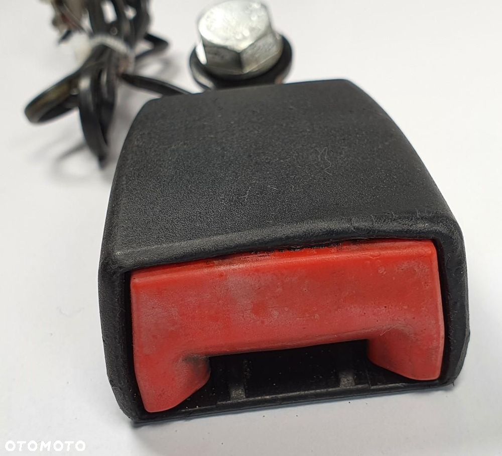 ZAPINKA PASA PRZÓD PRZEDNIA FIAT 500 34023904 EURO - 2