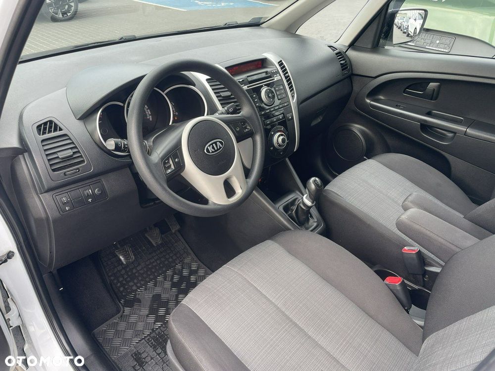 Kia Venga 1.4 M - 10
