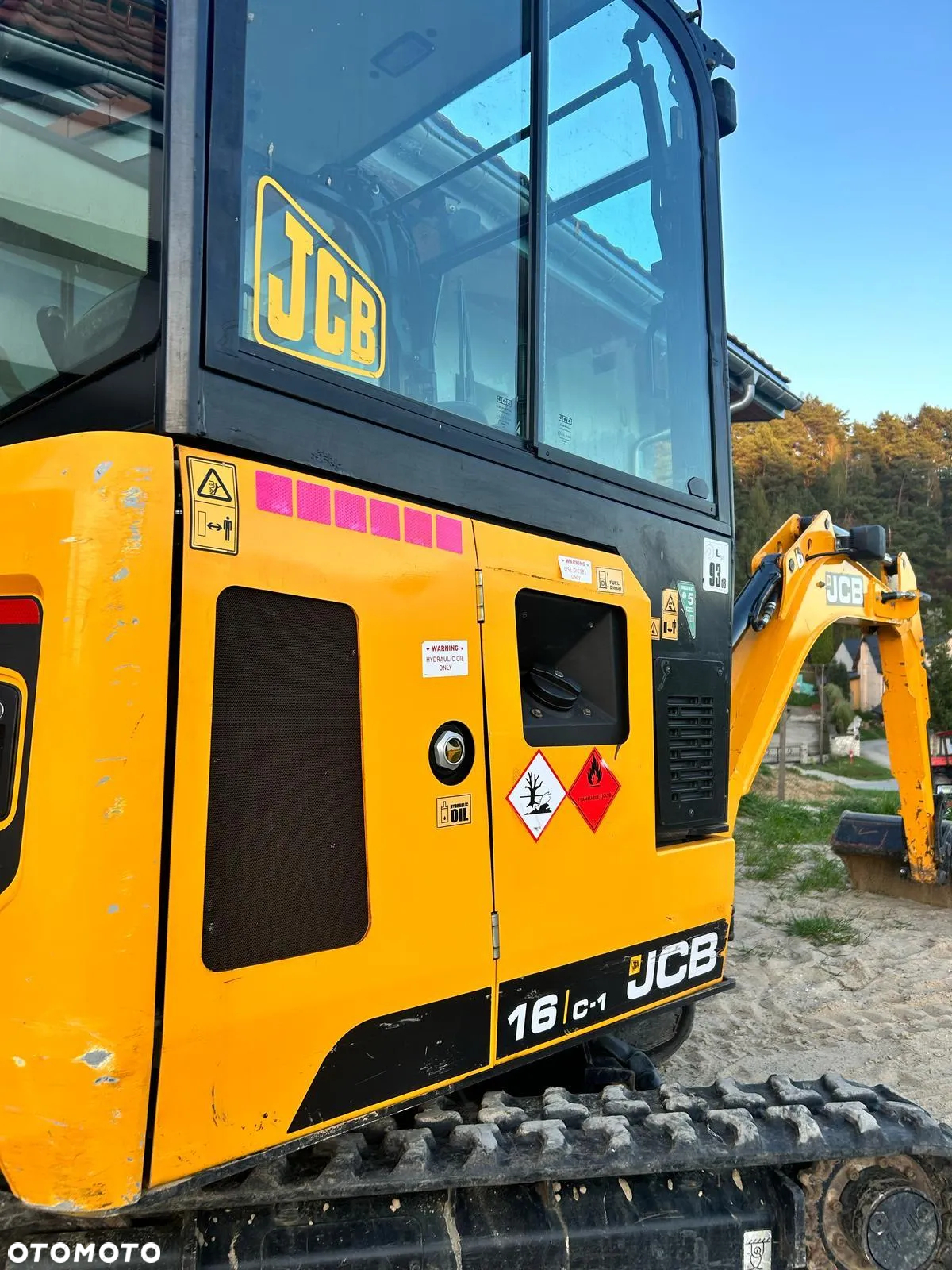 JCB 16C-1 - 6