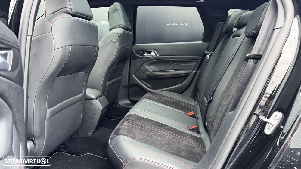 Peugeot 308 SW 1.5 BlueHDi GT Pack EAT8 - 26