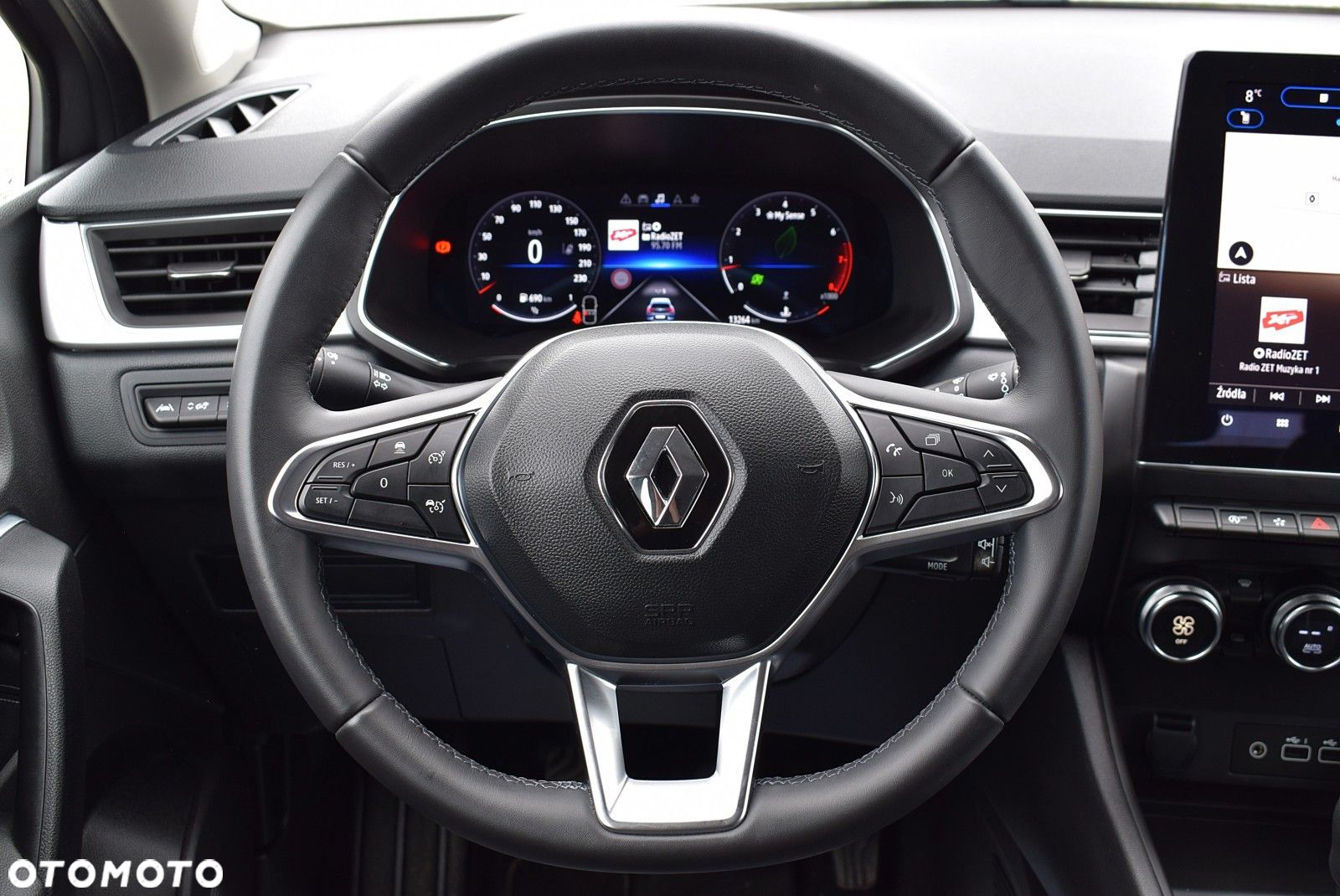 Renault Captur - 22