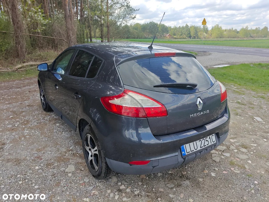 Renault Megane 1.6 16V 100 Authentique - 8