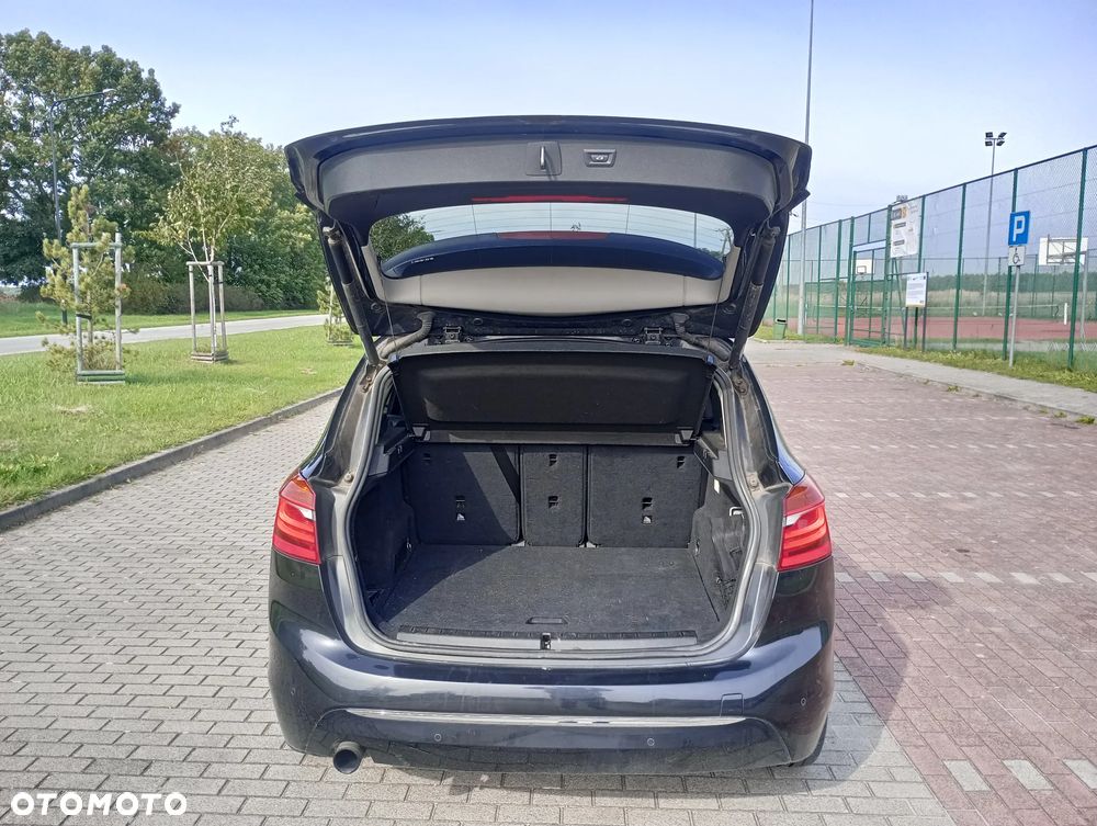 BMW Seria 2 218i - 10