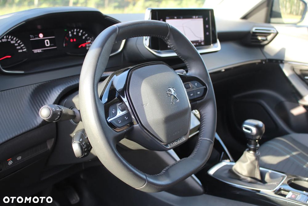 Peugeot 2008 1.5 BlueHDi Allure Pack S&S - 24