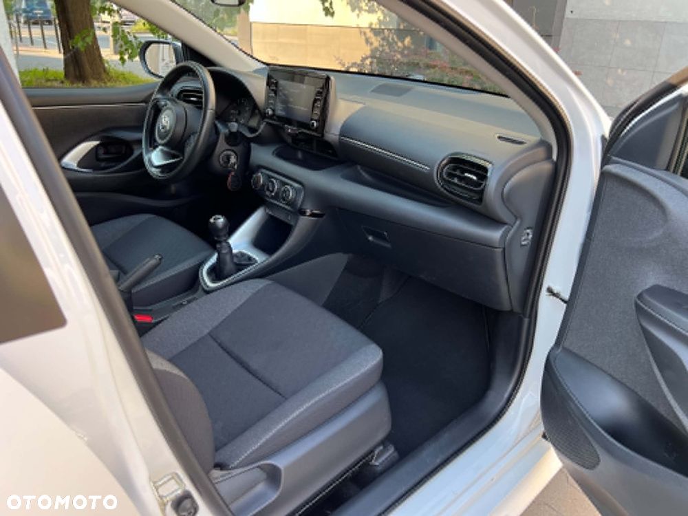 Toyota Yaris 1.5 Comfort - 12