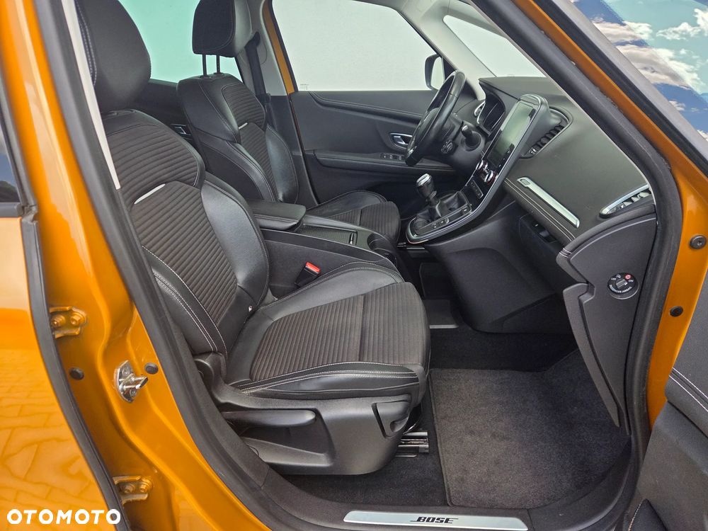 Renault Scenic - 12