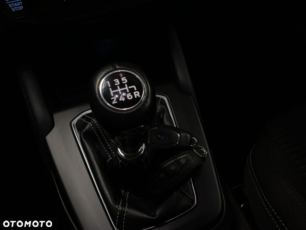 Ford Focus - 30
