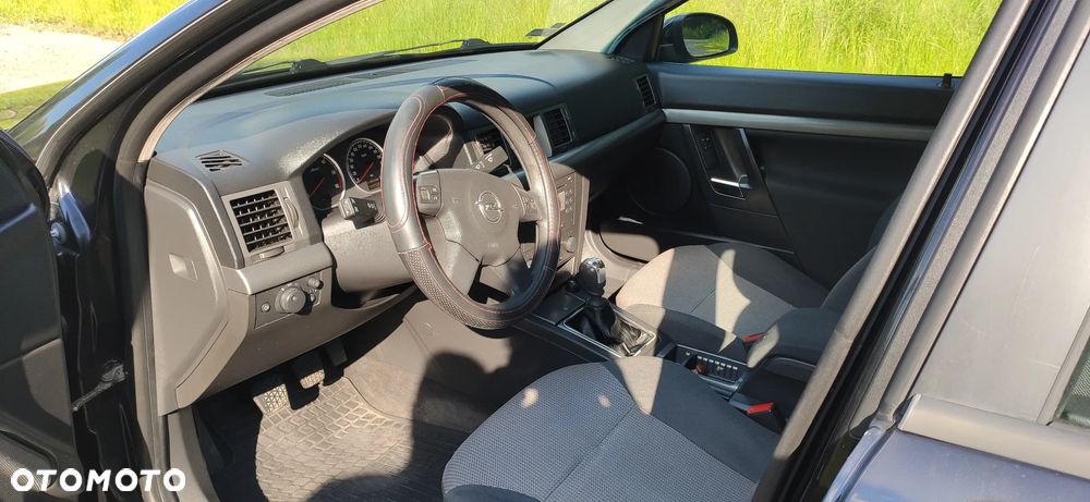 Opel Vectra 1.9 CDTI Essentia - 10