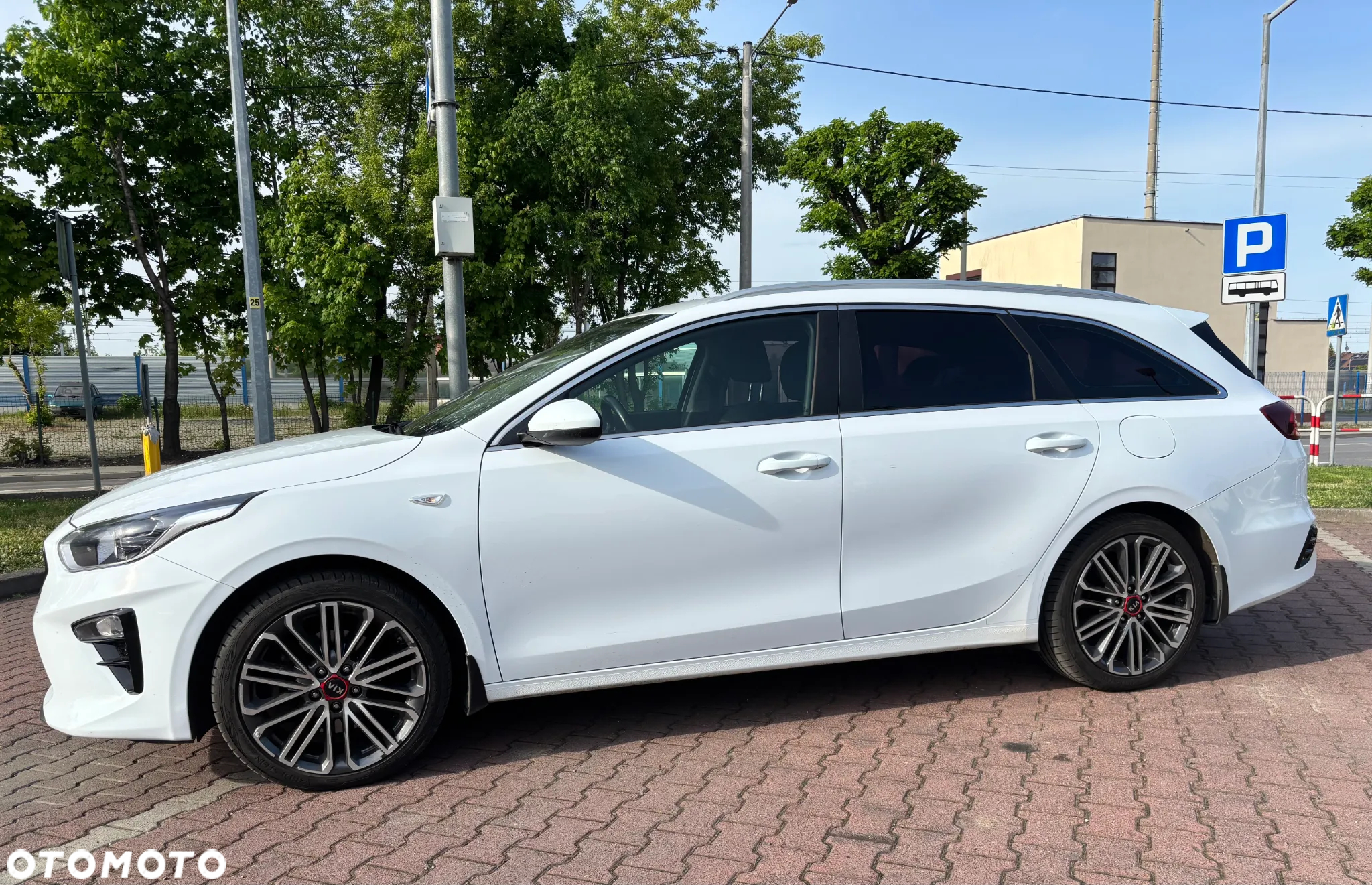 Kia Ceed 1.6 CRDi SCR L Business Line DCT - 2