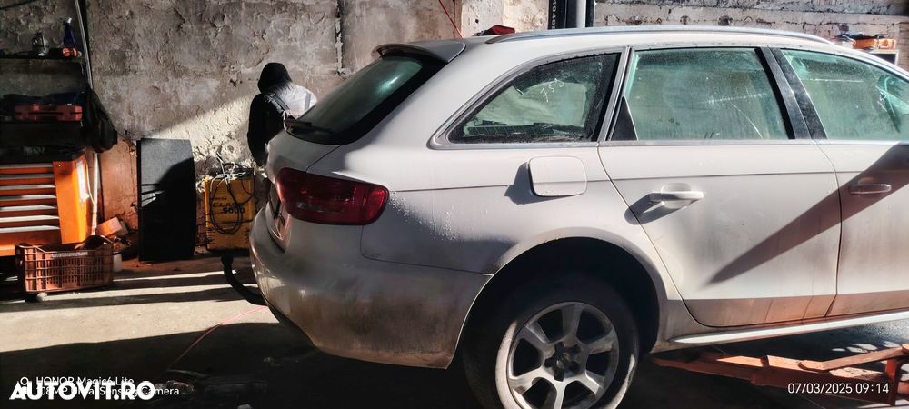 Ceasuri bord 8K0920900C Audi A4 B8/8K [2007 - 2011] 2.0 tdi CAGA - 8