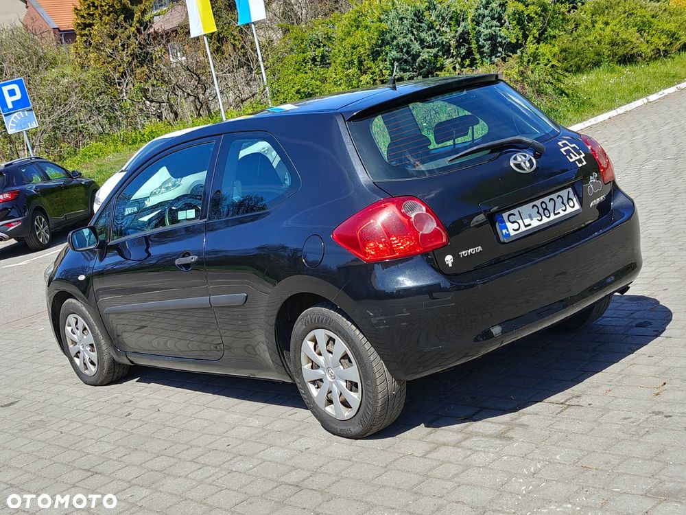 Toyota Auris 1.4 D-4D Luna - 13