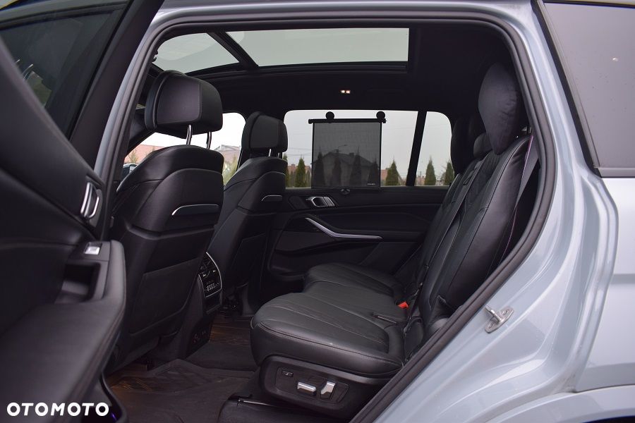 BMW X7 xDrive40d mHEV Individual Edition sport - 10