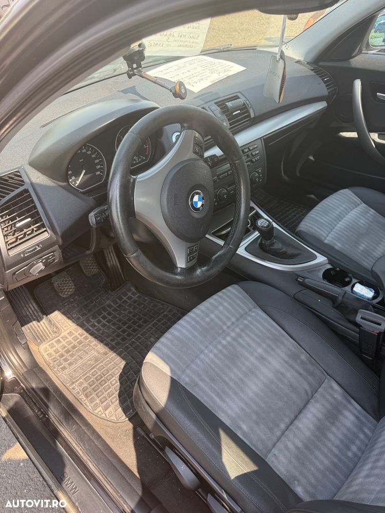 BMW Seria 1 120d - 6