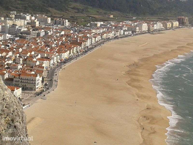 Moradia em Madeira T3  com terreno espaçoso  em Caldas da Rainha - Grande imagem: 3/12