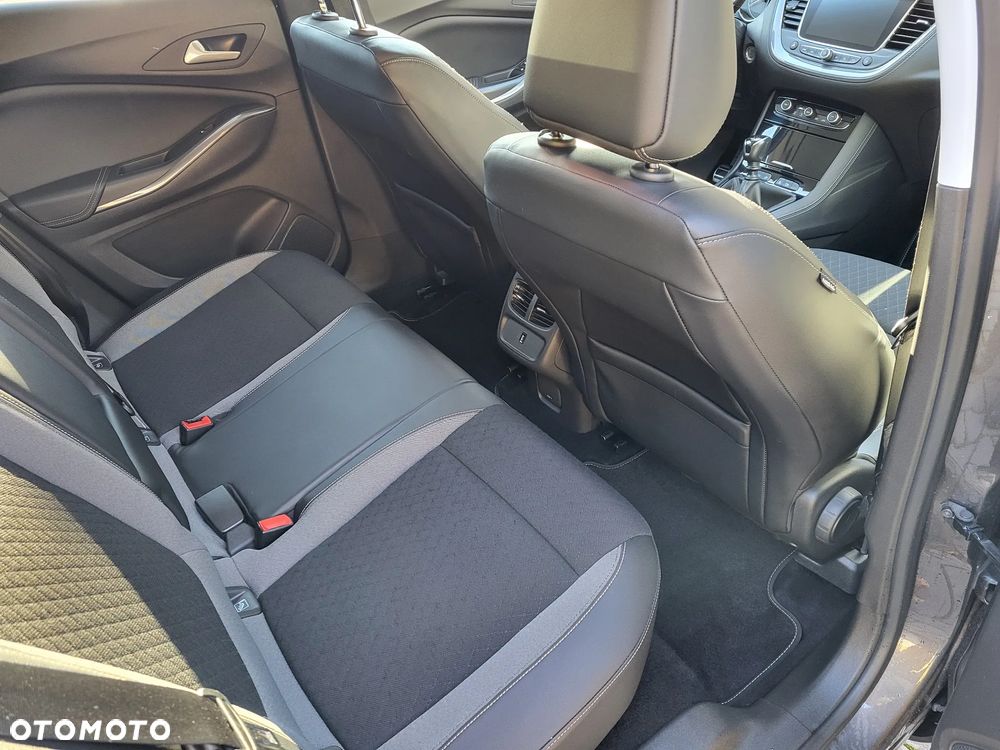 Opel Grandland X 1.2 Start/Stop Business Edition - 5