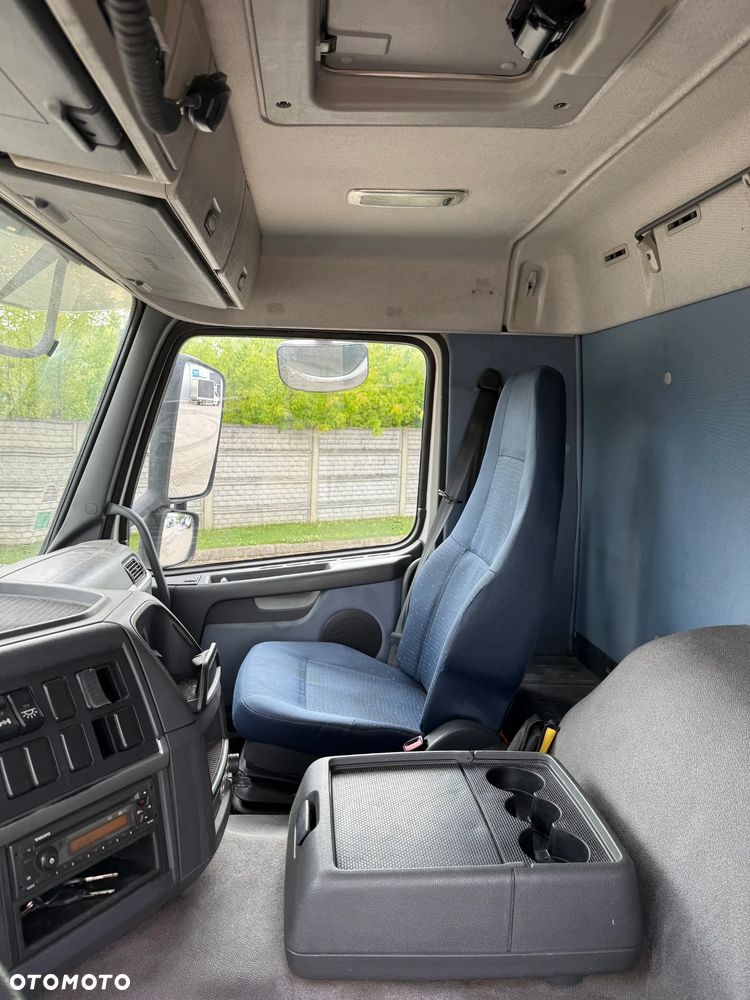 Volvo FM 300 - 6