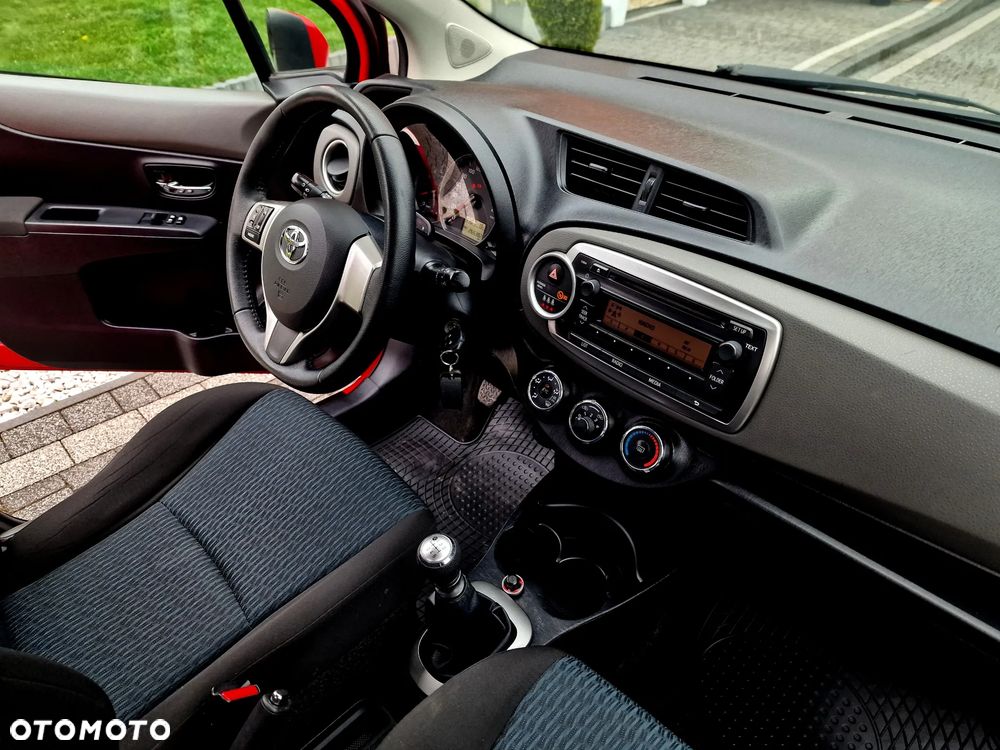 Toyota Yaris 1.4 D-4D Sol - 16