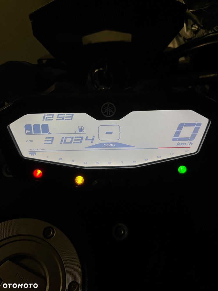 Yamaha MT - 7