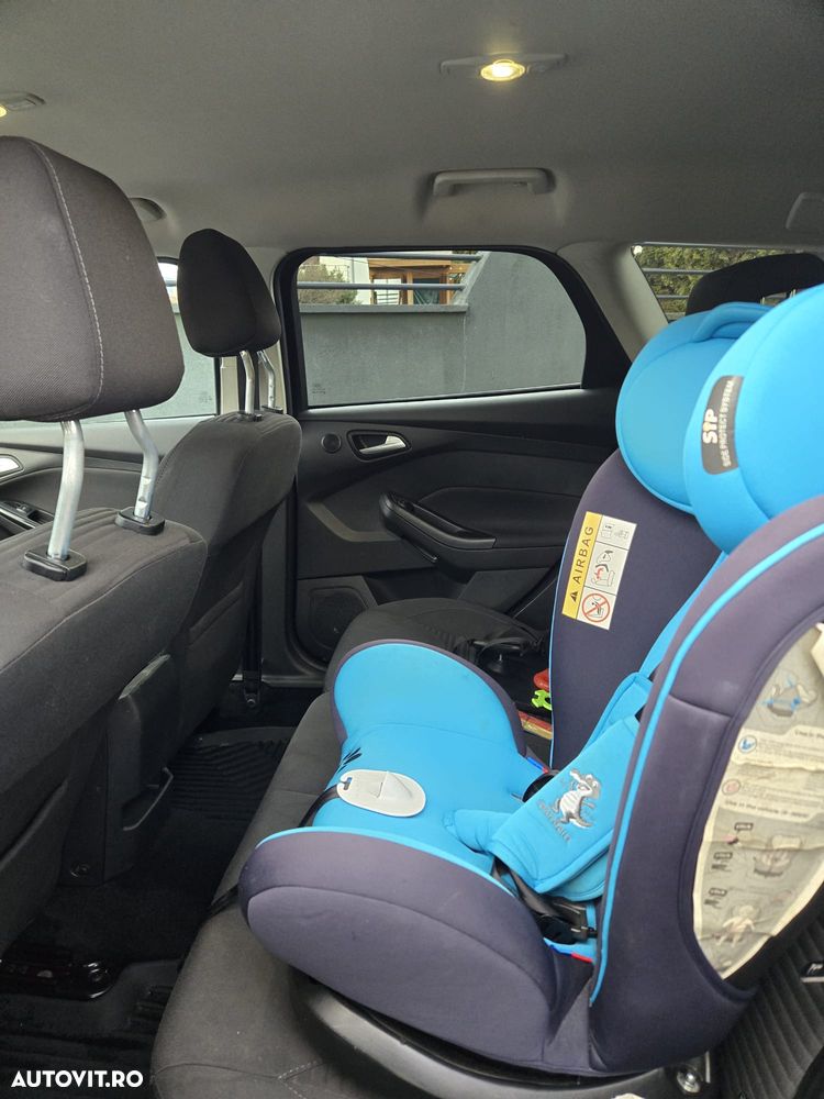 Ford Focus 2.0 EcoBlue Titanium - 8
