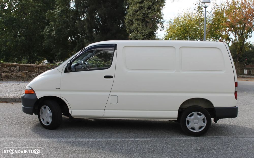 Toyota Haice 2.5 D4D - 14
