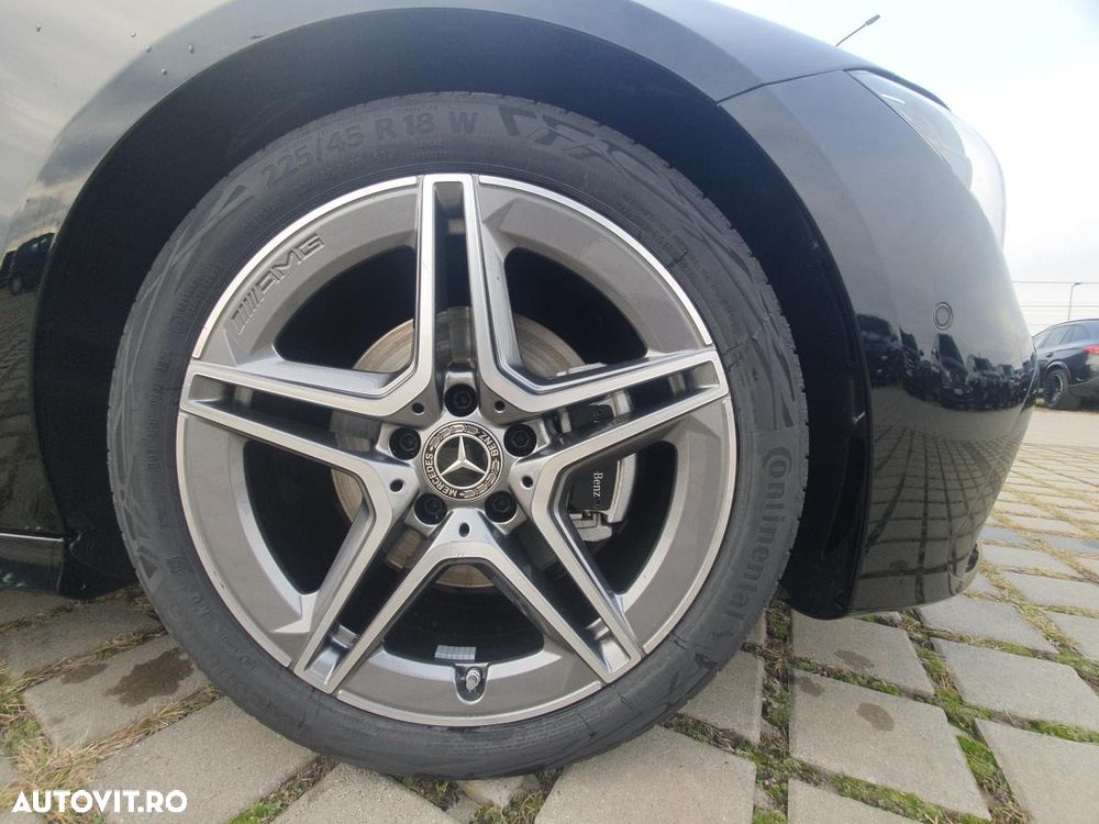 Mercedes-Benz CLA 200 MHEV Coupe - 14