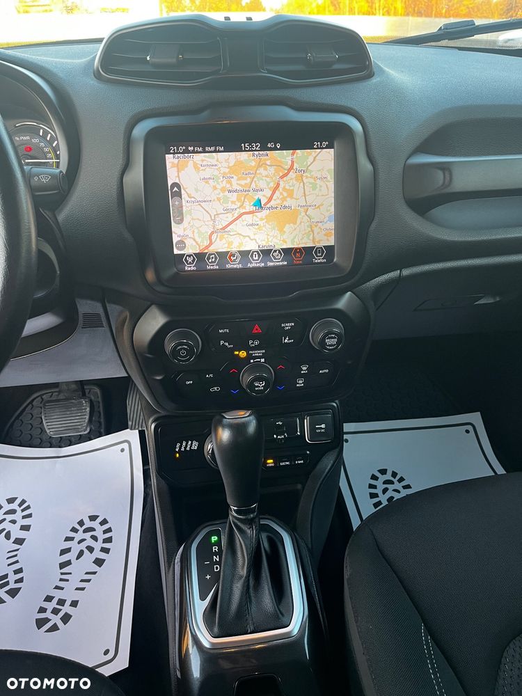 Jeep Renegade 1.3 T-GDI 4xe PLUG-IN Hybrid Automatik Limited - 29