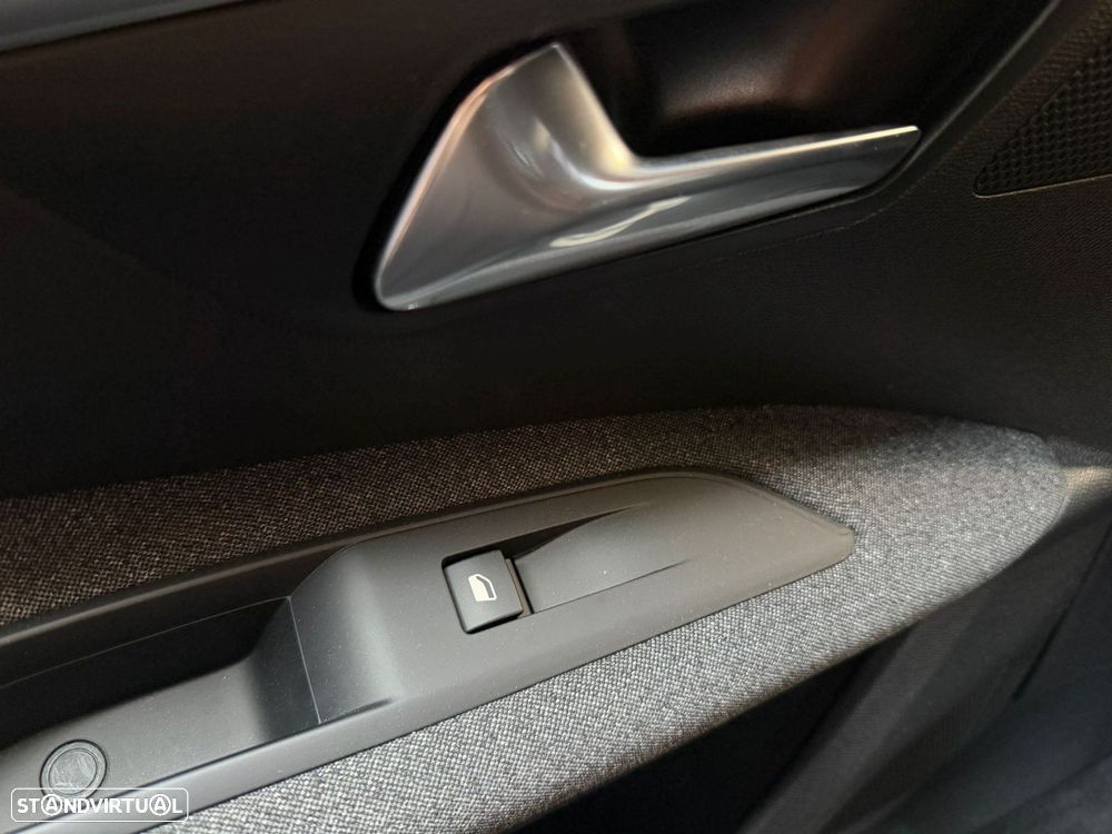 Peugeot 3008 - 40