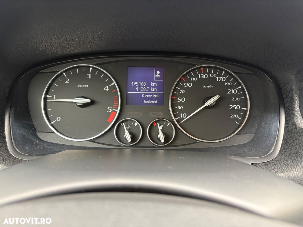 Renault Laguna dCi 110 FAP Sportway - 15