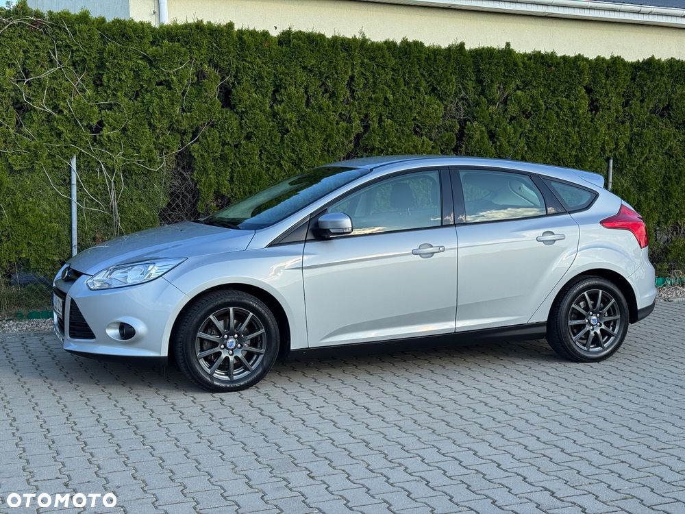 Ford Focus 1.6 Trend - 4