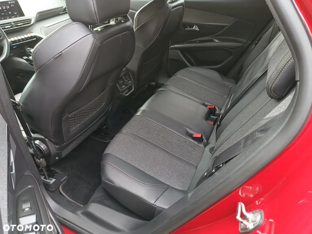Peugeot 3008 - 11
