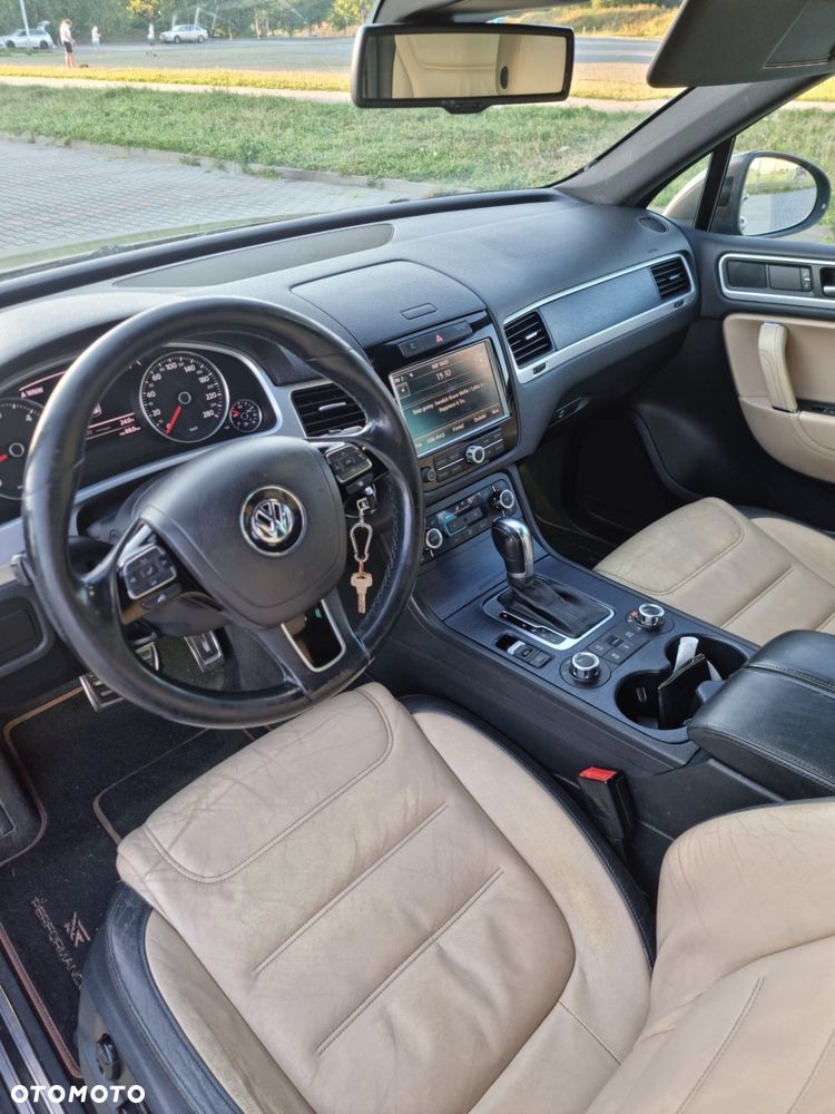 Volkswagen Touareg - 7