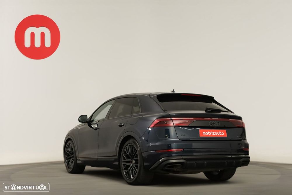 Audi Q8 55 TFSIe quattro Tiptronic - 3