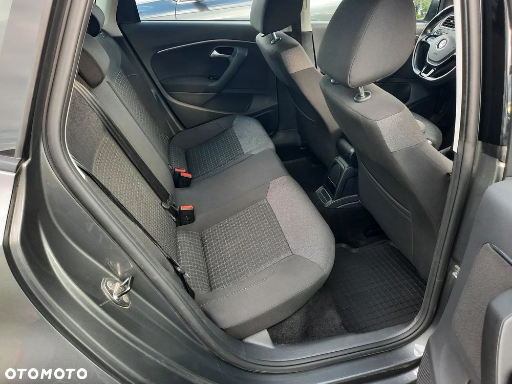 Volkswagen Polo 1.2 TSI Blue Motion Technology Comfortline - 18