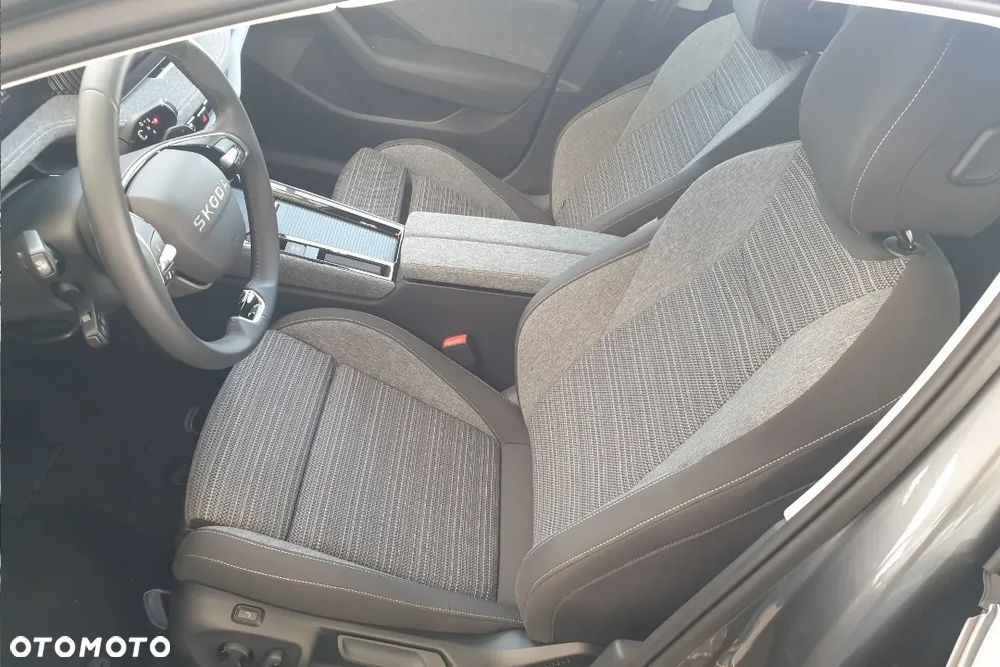 Skoda Superb 1.5 TSI Plug-in Hybrid Selection DSG - 16