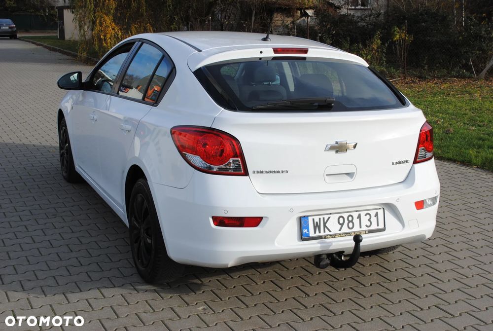 Chevrolet Cruze 1.8 LT - 34