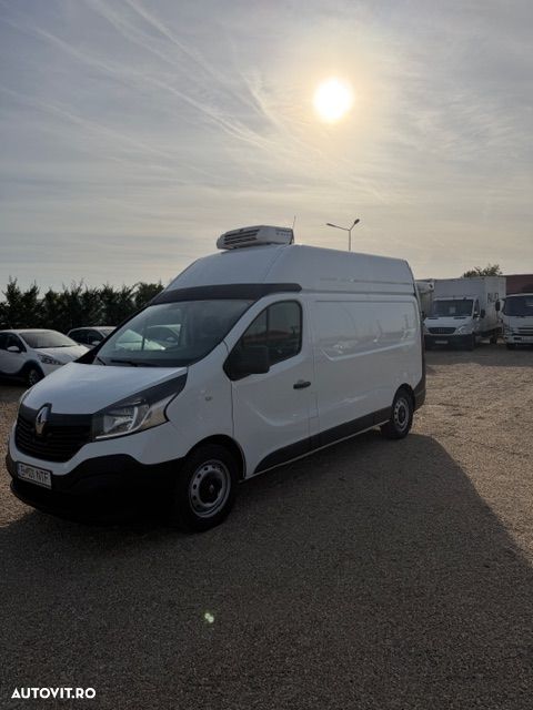 Renault TRAFIC - 9