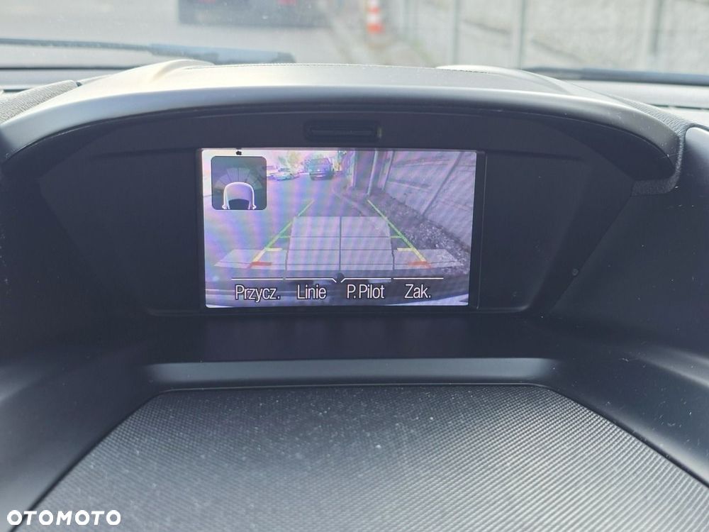 Ford Kuga - 19