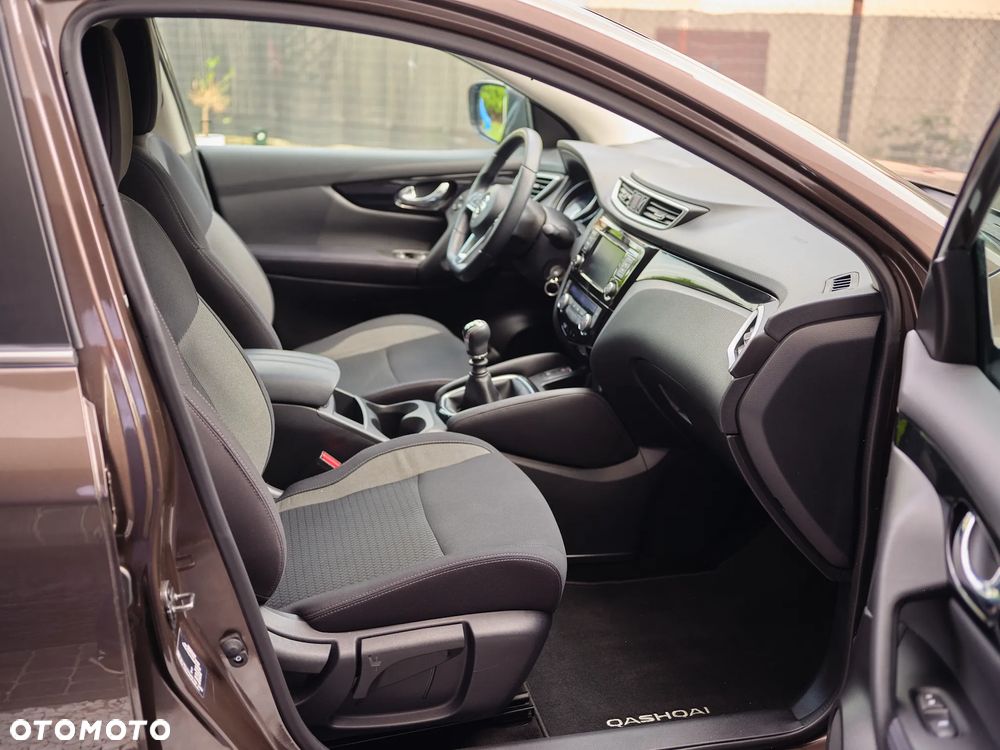 Nissan Qashqai 1.3 DIG-T Acenta - 26