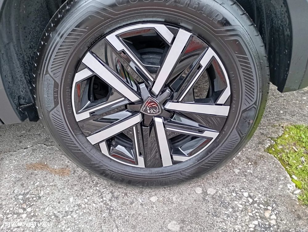 Peugeot 2008 1.2 PureTech Style - 4