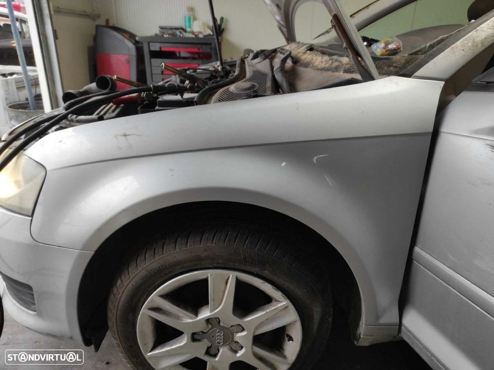 GUARDA-LAMAS FRENTE ESQUERDO AUDI A3 (8P) 1.9 TDI ATTRACTION - 1