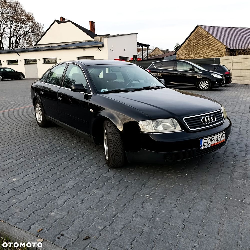 Audi A4 Limousine - 2