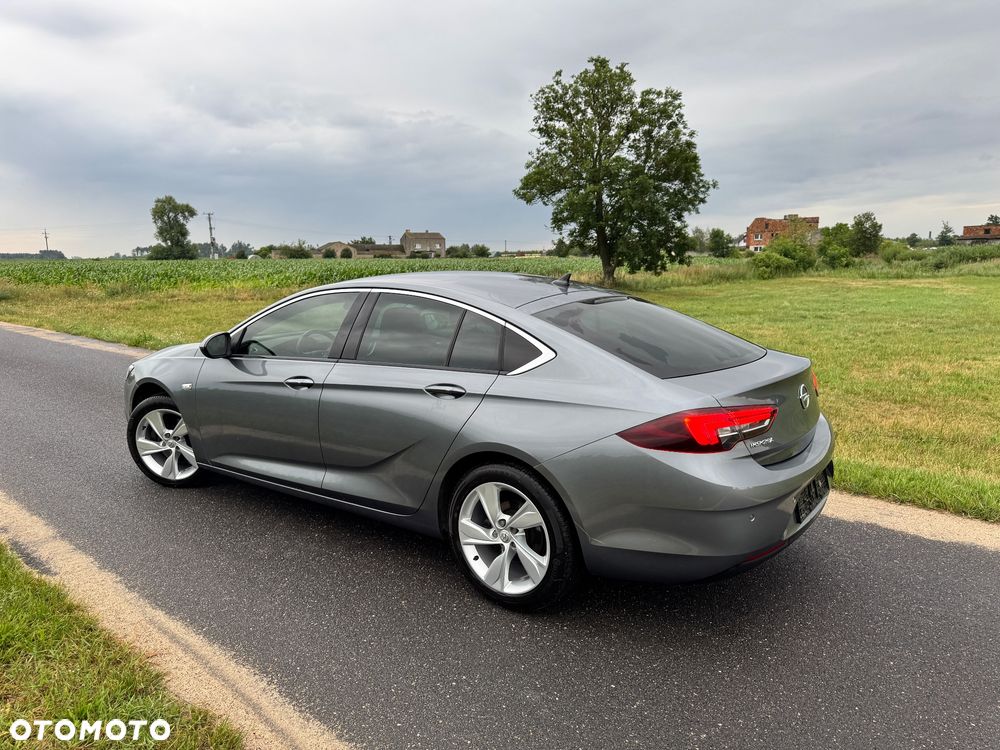 Opel Insignia 2.0 Automatik Dynamic - 9